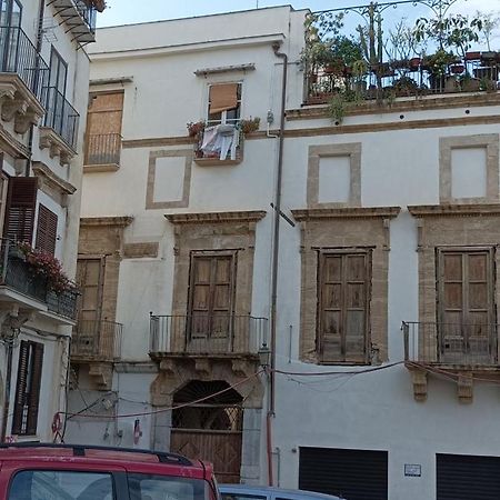 La Casetta Di Marta Ai Quattro Canti Palermo Buitenkant foto